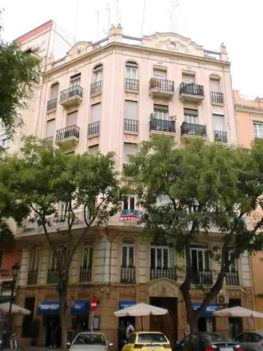 Young Penthouse Valencia Exterior foto